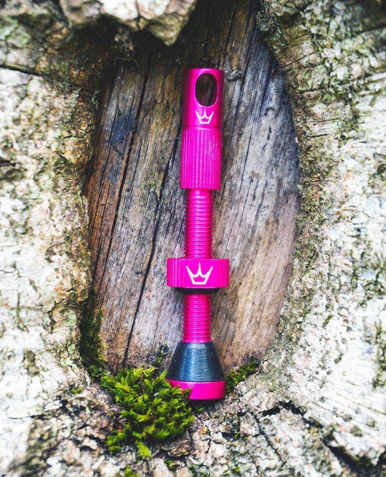 Valvula Tubular Chris King 42Mm Rosado Peaty's - Image 2