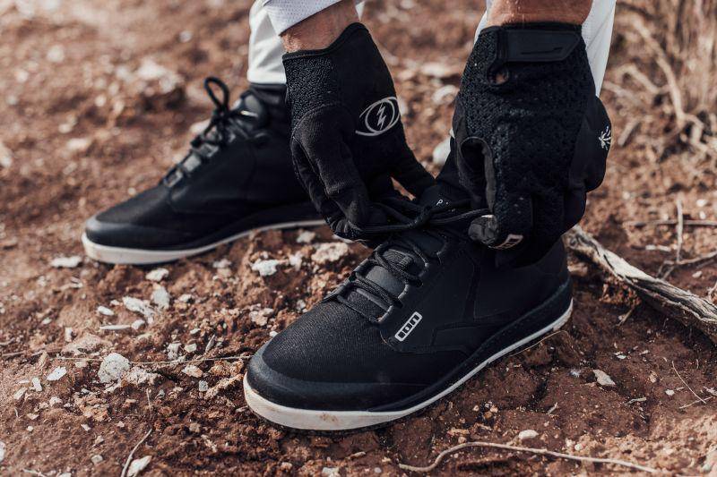 Zapatilla Scrub Negra SS21 ION - Image 2
