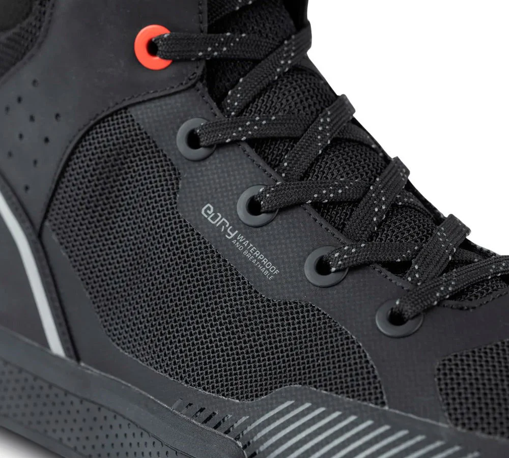 Zapato urbano de moto modelo Skyline Air WP Black | Eleveit - Image 3